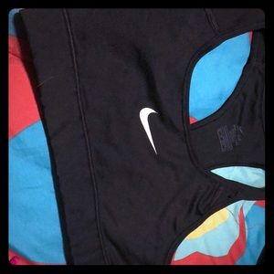 Nike XS sports bra! (make an offer)